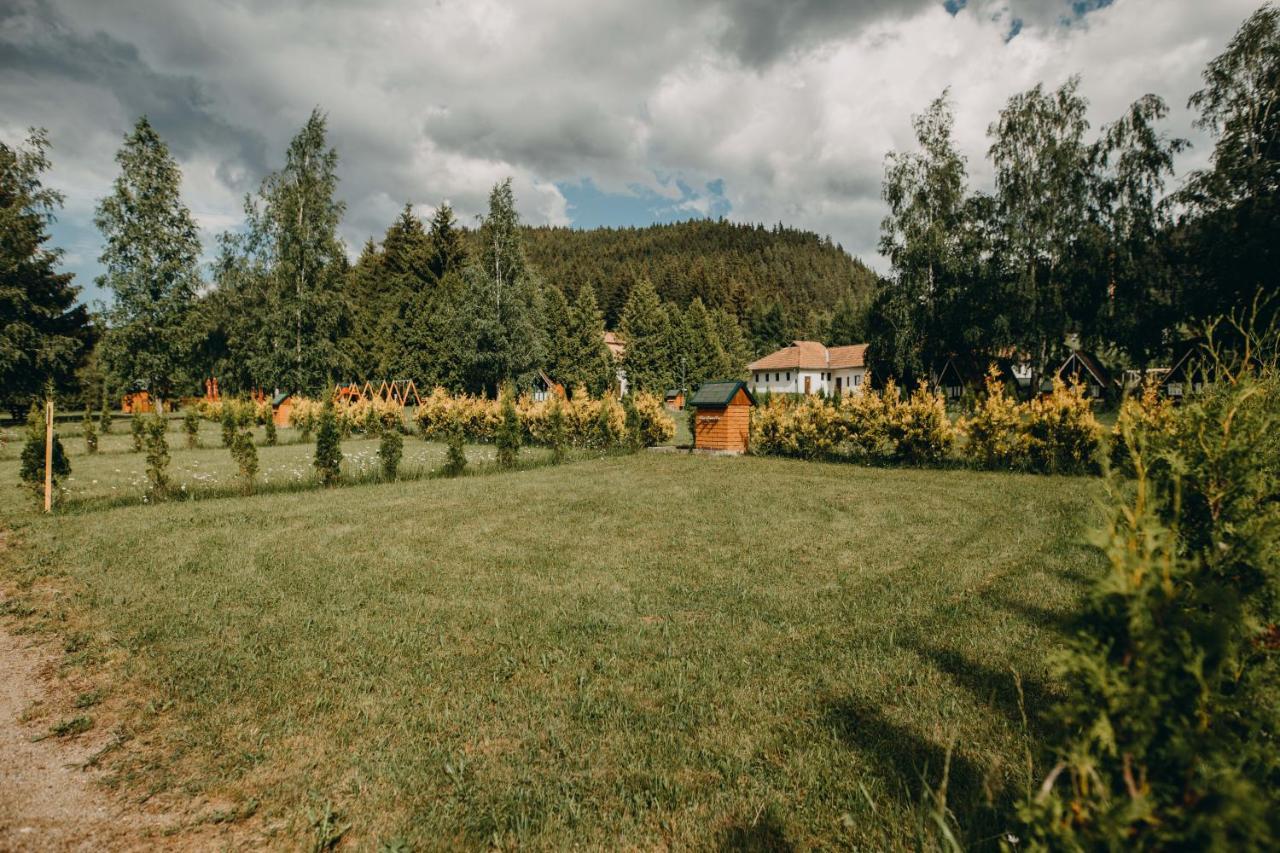 Pensiune Si Camping Patru - Gheorgheni Gheorgheni  Exterior foto
