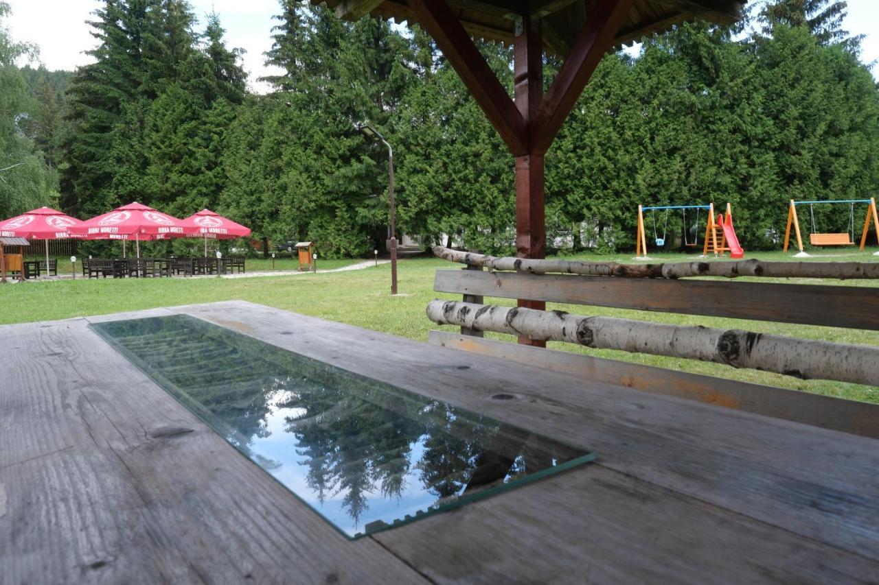 Pensiune Si Camping Patru - Gheorgheni Gheorgheni  Exterior foto